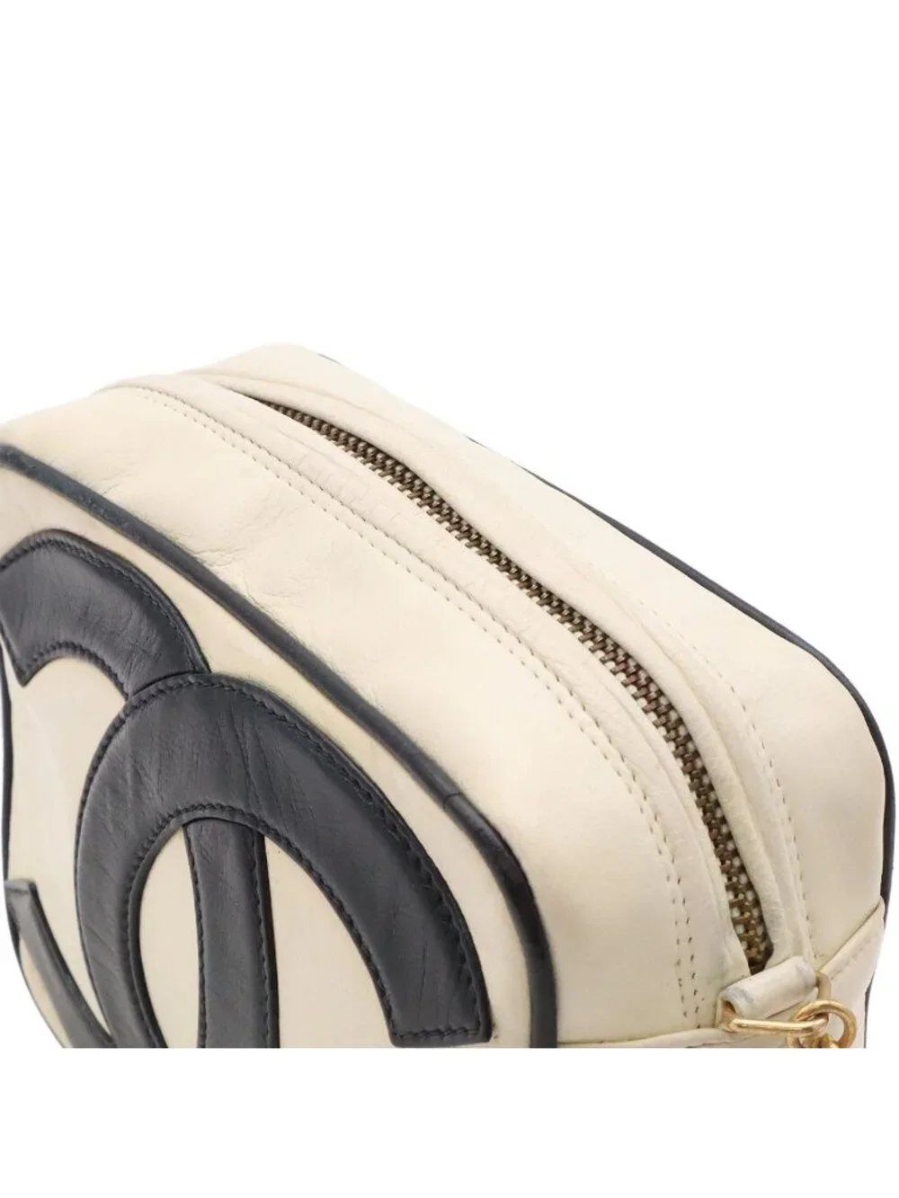 Chanel CC Logo Chain Shoulder Bag Pochette Tassel Fringe Leather Ivory White